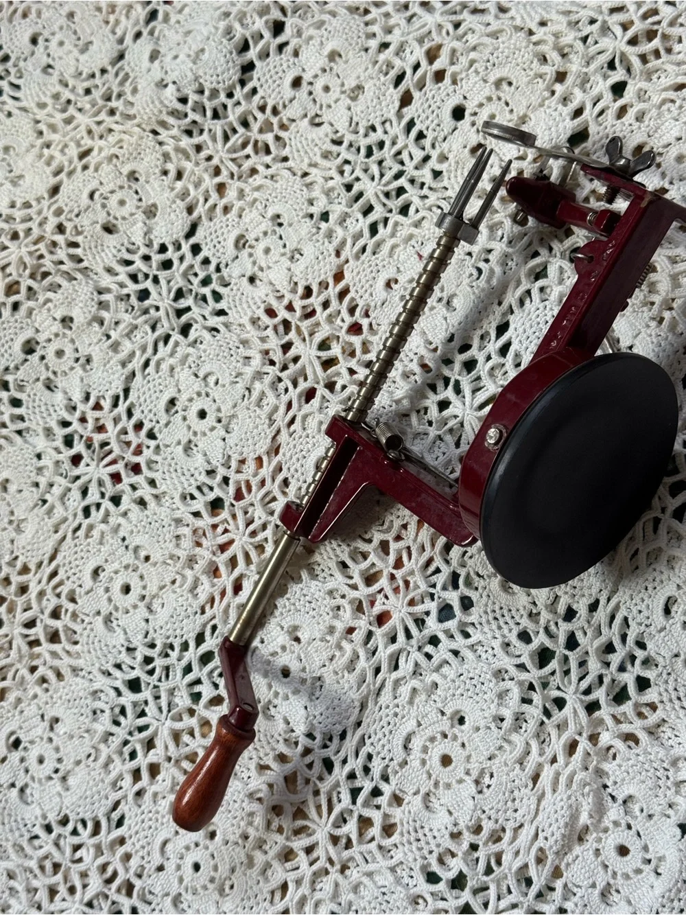Vintage Apple Potato Master Hand Crank Peeler Corer Slicer Burgundy